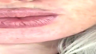 Kisses and a Car Ride Smoochie