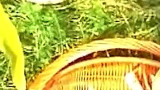 Massive Corn Cob Stretching Gaping Pussy Wide Open Outdoors