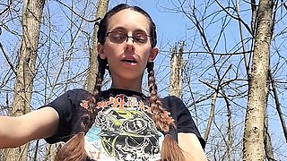 Hot amateur teen girl solos masturbation