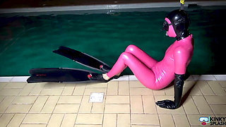 Slippery Latex Slut's Deep Pool Diving Tease
