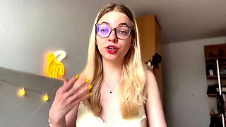 Podcast, female dominance, beta