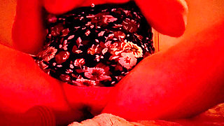 My new big dildo makes me cum multiples