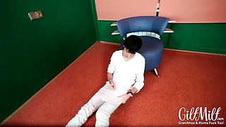 Watch smiling Guy's trailer