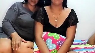 Hispanic Mother Daughter Camshow