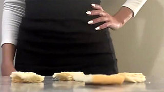 Office Giantess Shrinks You Tiny - Ivys Feet