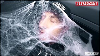 Halloween Succubus Jezzicat Takes Big Cock In The Backseat