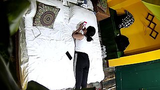 Horny fat arab housewife fingered on amateur hidden cam