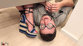Nerd Computer Technician Worships Kiffa’s Feet Under the Table