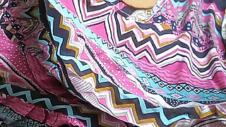 Unknown Brazilian MILF Press My Dick with Her Phone in Public Train - Dick Flashing Touching