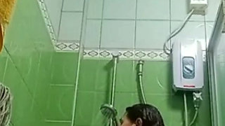 Assy taking a bath .i cum to her for seeing nude