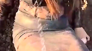 Beuatiful Bhabhi Sex with a Delevery Boy at Roadside