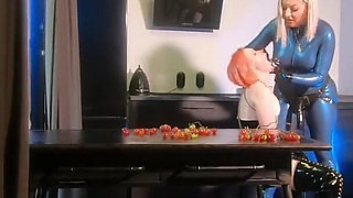 Strapon Lesbian and Latex Rubber Home Fun