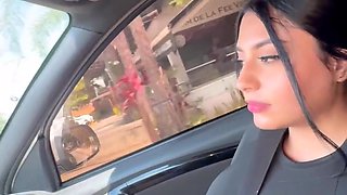 Plump Buxom Latina Hottie Sucks the Stranger's Dick & Balls Right In His Car, Until the Guy Cums