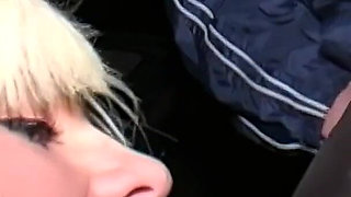 Dogging Cum Slut MILF Wife Geogie Haze Loves to Suck off Strangers