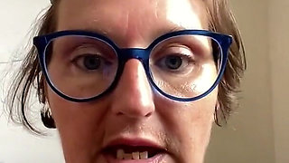 Close up Pissing From My Natural Bushy Pussy and Wiping After. Amid Giants and Idols - Coffeeshop Edition