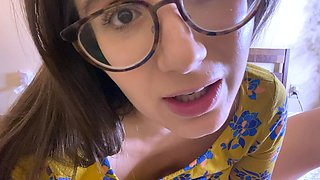 Leann amateur beautiful brunette with big boobs
