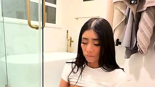 Violet Myers Bathroom Deepthroat And Tittyfuck Onlyfans