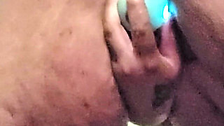 Water Sports in the Bed