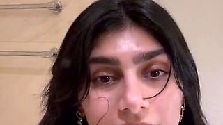 Mia Khalifa Nighttime Nude Routine Sextape Onlyfans Video