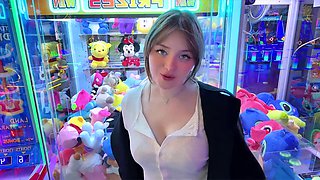 Blonde Teens Bouncing Big Tits in First Date Creampie