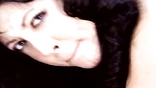 Easy-on-the-eyes mate at cougar clip