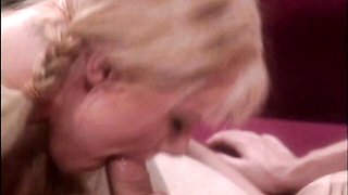 An awesome close-up vintage anal penetration with a hot blonde Melissa West