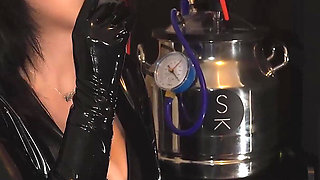 Greedy Ashtray for Mistress' Cigar