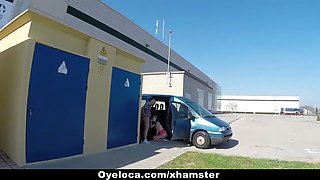 Oyeloca - hot latina pounds in public