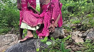Jungle Mein Apni Biwi Ko Chodte Hue – Desi Bhabhi Ka Romantic Blowjob (Xtremee)