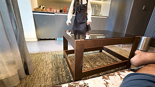 Hotel Maid Ne Customer Ko Extra Service Di or Chudai Karwai