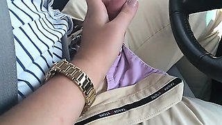 Real amateur girlfriend pov handjob and cumshot