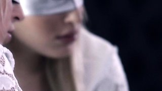 Homemade amateur blonde teen blowjob and cumshot