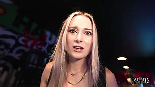 Skinny innocent chick Thea Summers likes intensive sex in the bar