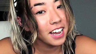 Blonde tight pussy babe solo toy fun in glamour masturbation