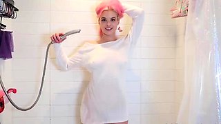 Tasha geek pregnant shaving in amateur porn shower solo