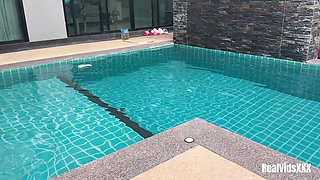 I Met the Naked Chick Near the Hotel Pool, and We Agreed We Should Take Advantage of This Opportunity and Fuck