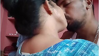 Newly Married Mumbai Couples Hot Romance First Time Sucking His Cock