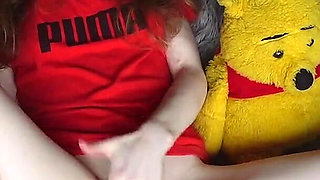 Masturbating and Rubbing My Big Lips Pussy