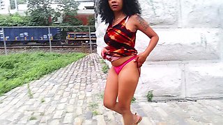 Nude yoga session by the bridges with solo female Minah Khali spreading outdoors