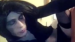 Crossdresser Emo Masturbation
