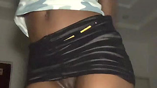 Browngurl234 Catches the Attention of Her Fans Showing of Her Dance Moves