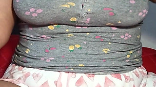 Desi Bhabhi Solo Private Video
