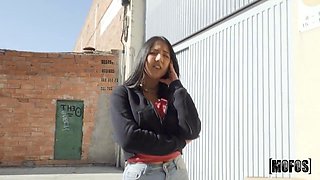 Valeria Valois Craves Jordi Jaes Big Cock in Public