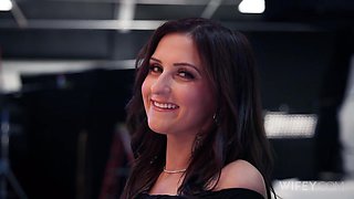 Ryder Mercedes threesome with Rod & Cash