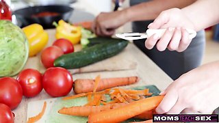 Alluring Lexi Luna and Tiny Tina at cum shot action