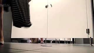 Ivy Roses - Risky Public Bathroom