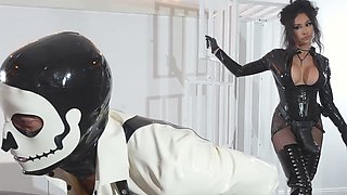 TANGENTOD COM Latex Domme Strap On Session