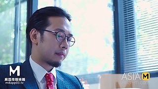 Secretary girl gets her intimate interview session with the boss