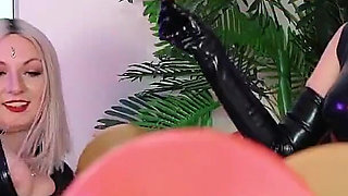Looney Fetish, Air Balloons Lesbian Fun in Latex Rubber Costumes