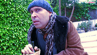 Threesome fucking with a horny man, we're so social